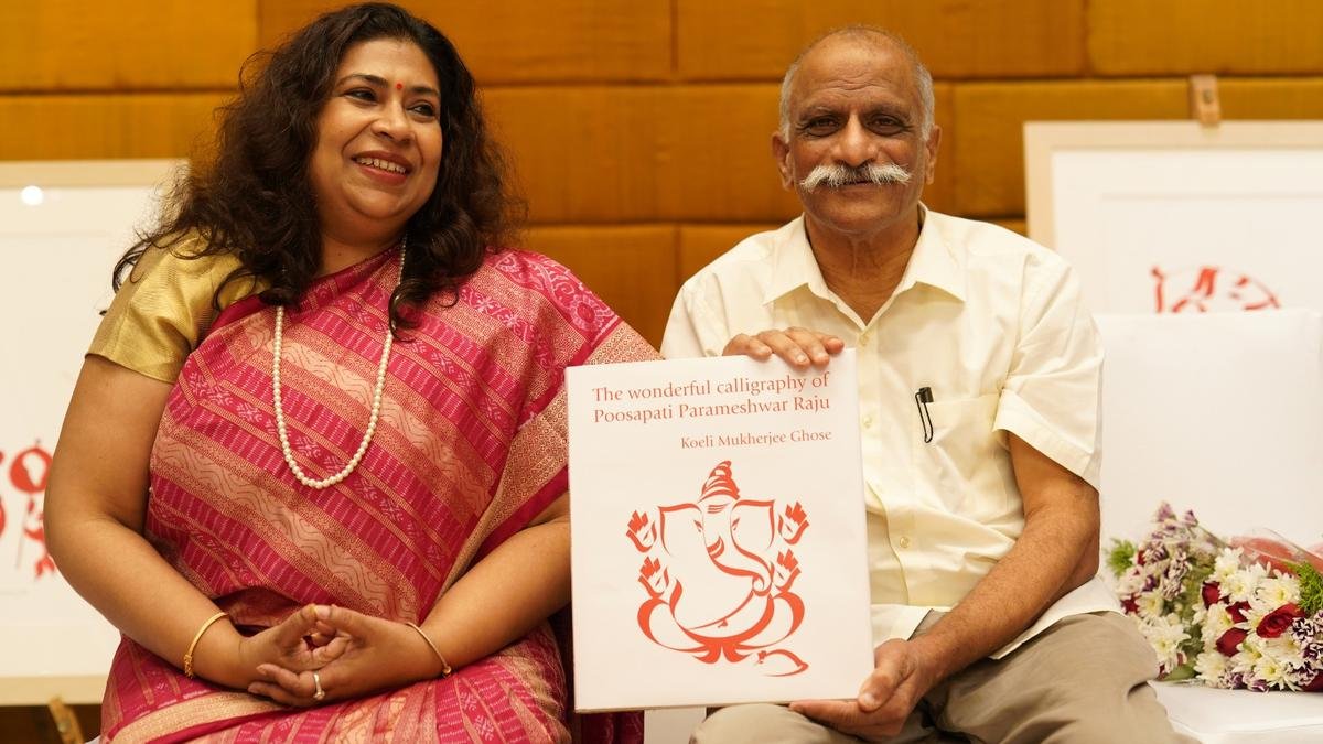 अद्भुत सुलेख: कोइली मुखर्जी ने परमेश्वर राजू की कलात्मकता का वर्णन किया