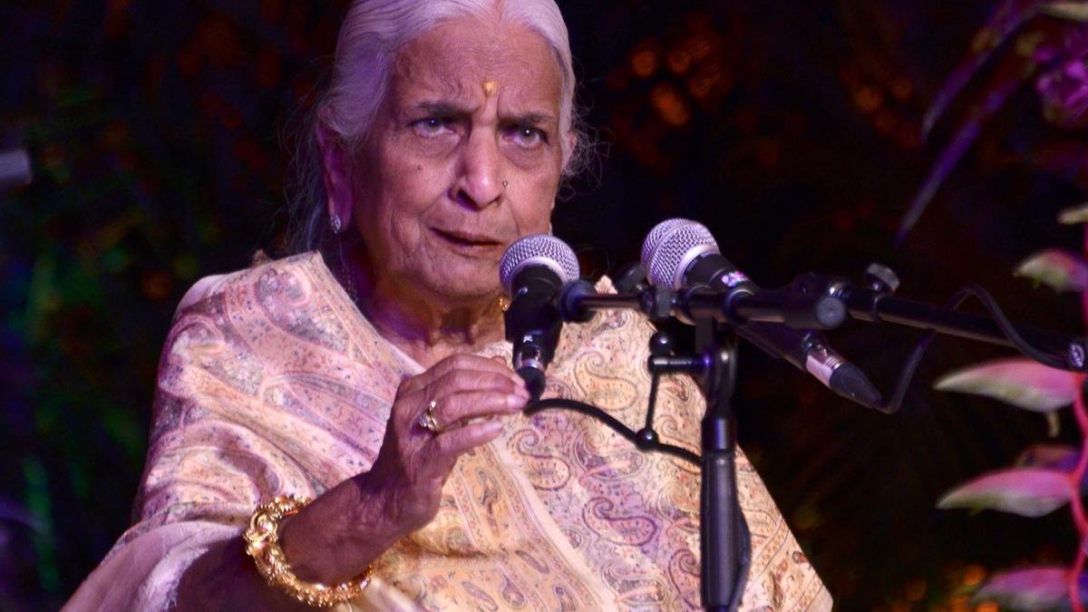 पूरब अंग गायकी उत्सव किस तरह संगीत कार्यक्रमों की श्रृंखला के माध्यम से बंगाल में ठुमरी परंपरा को जीवित रखता है