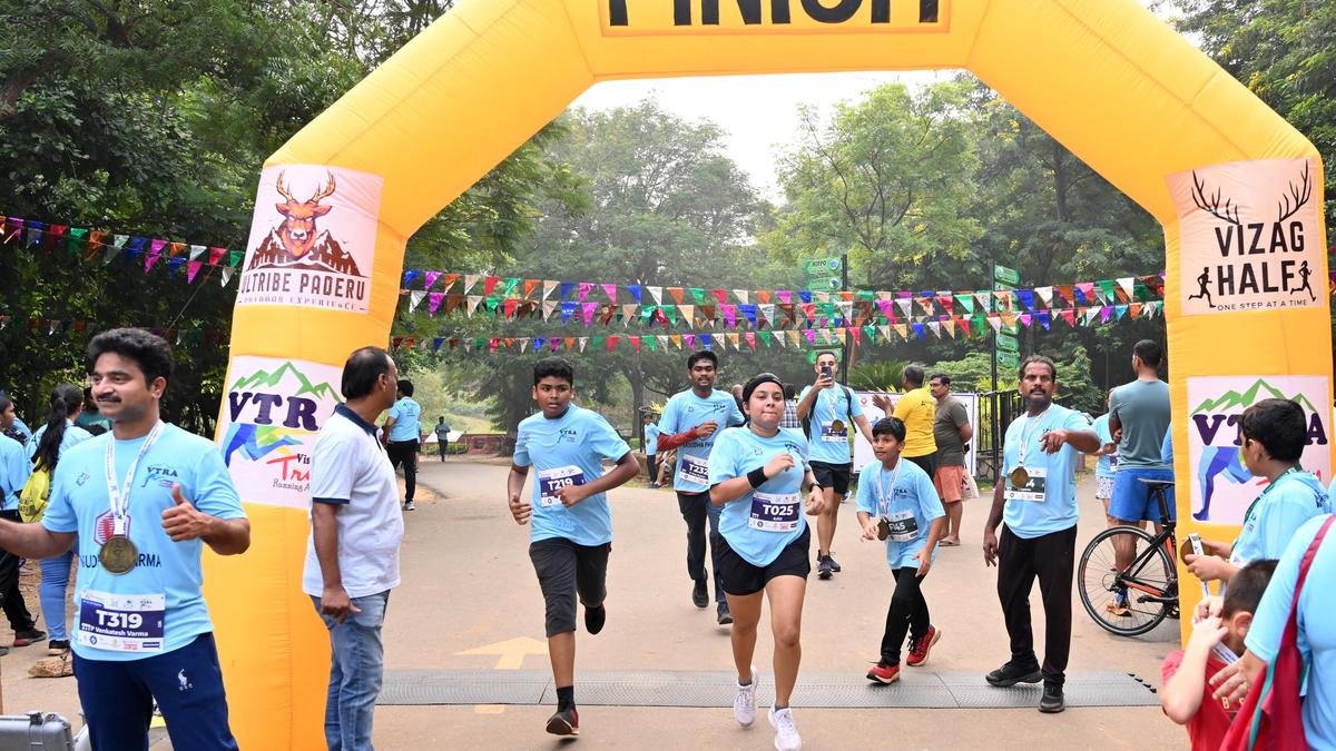 विशाखापत्तनम संरचित प्रशिक्षण और सौहार्द के साथ मैराथन सीज़न के
