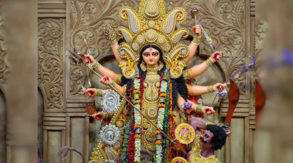 शारदीय नवरात्रि 2024 कब है: तिथियां, रंग, अनुष्ठान और 9 दिवसीय त्योहार का महत्व