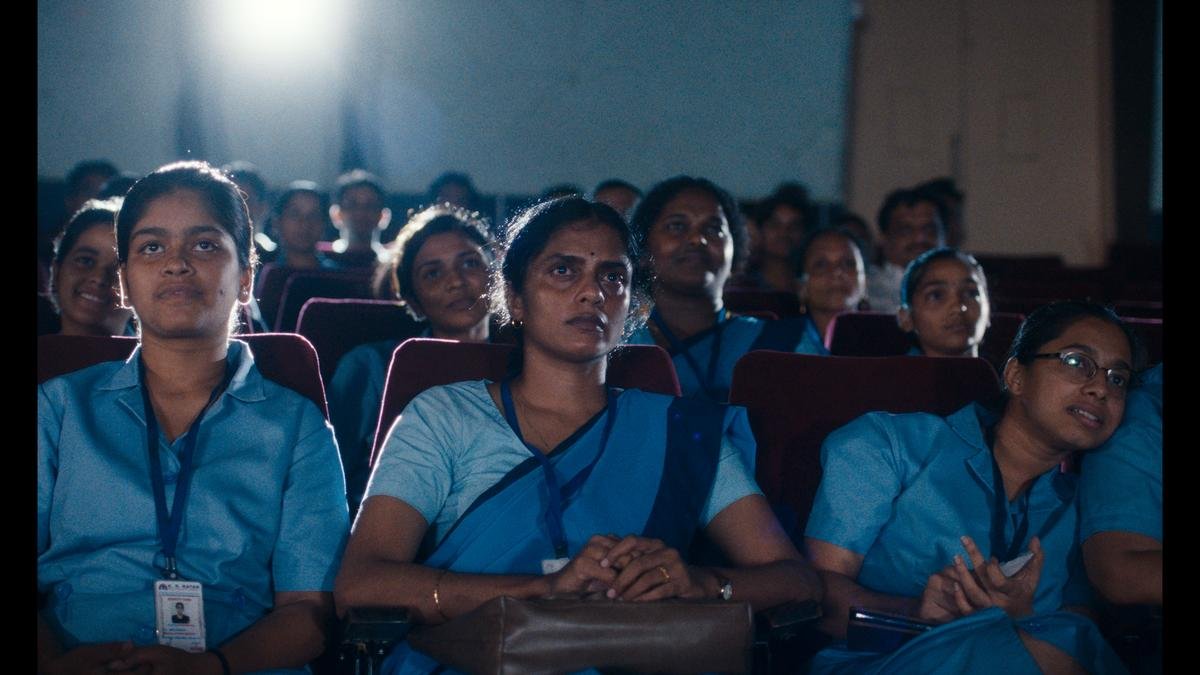 'ऑल वी इमेजिन ऐज़ लाइट' पुस्तकें नवंबर में भारत में रिलीज़ होंगी, अगले सप्ताह MAMI मुंबई महोत्सव की शुरुआत होगी