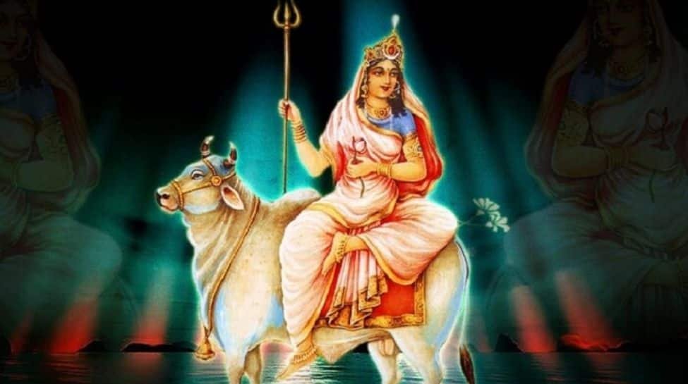 नवरात्रि 2024, दिन 1: पूजा विधि, सामग्री, कलश स्थापना, और मां शैलपुत्री की पूजा करने का मंत्र