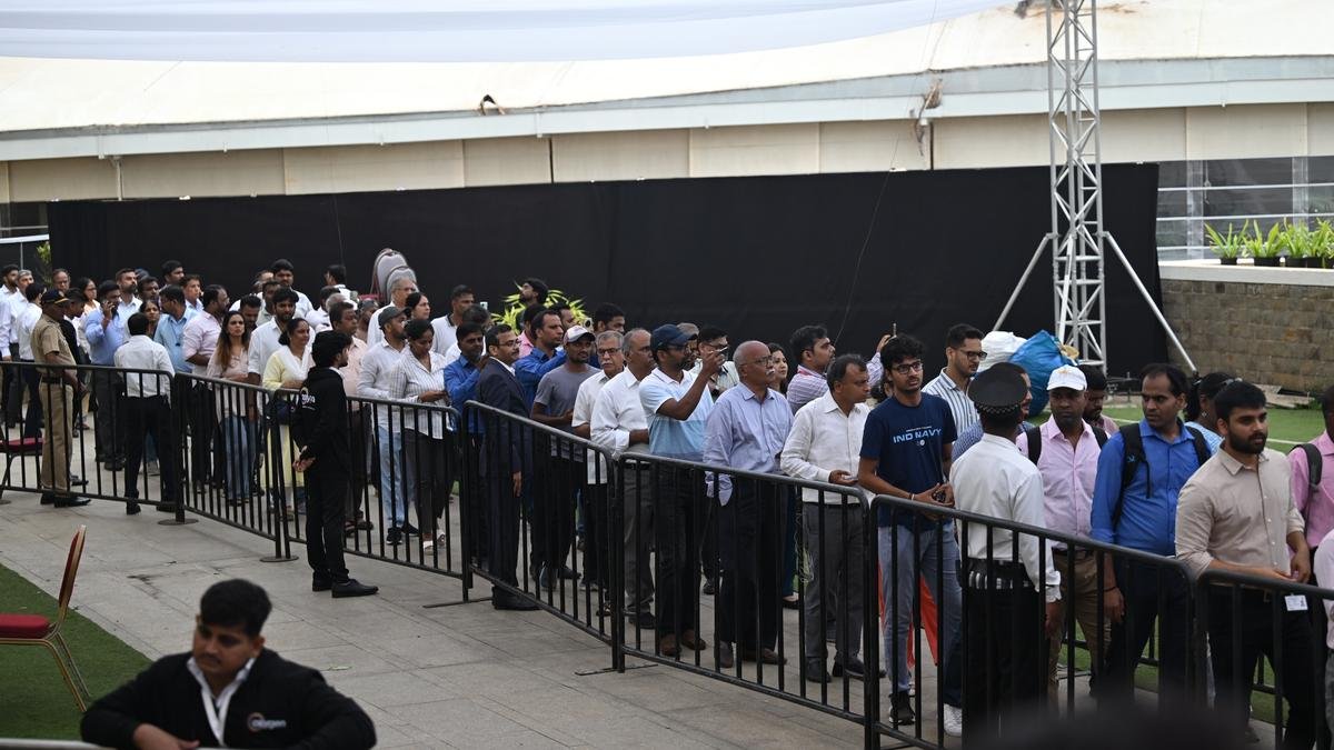 लोगों के लिए मुंबई में एनसीपीए में रतन टाटा को अंतिम सम्मान देना क्यों उचित था?