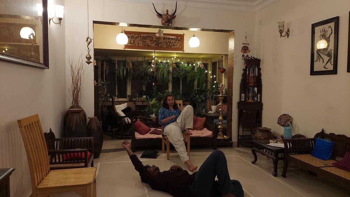 सम्राज्ञी दासगुप्ता की 'भूकंप' का मंचन अक्टूबर और नवंबर तक बेंगलुरु में होगा