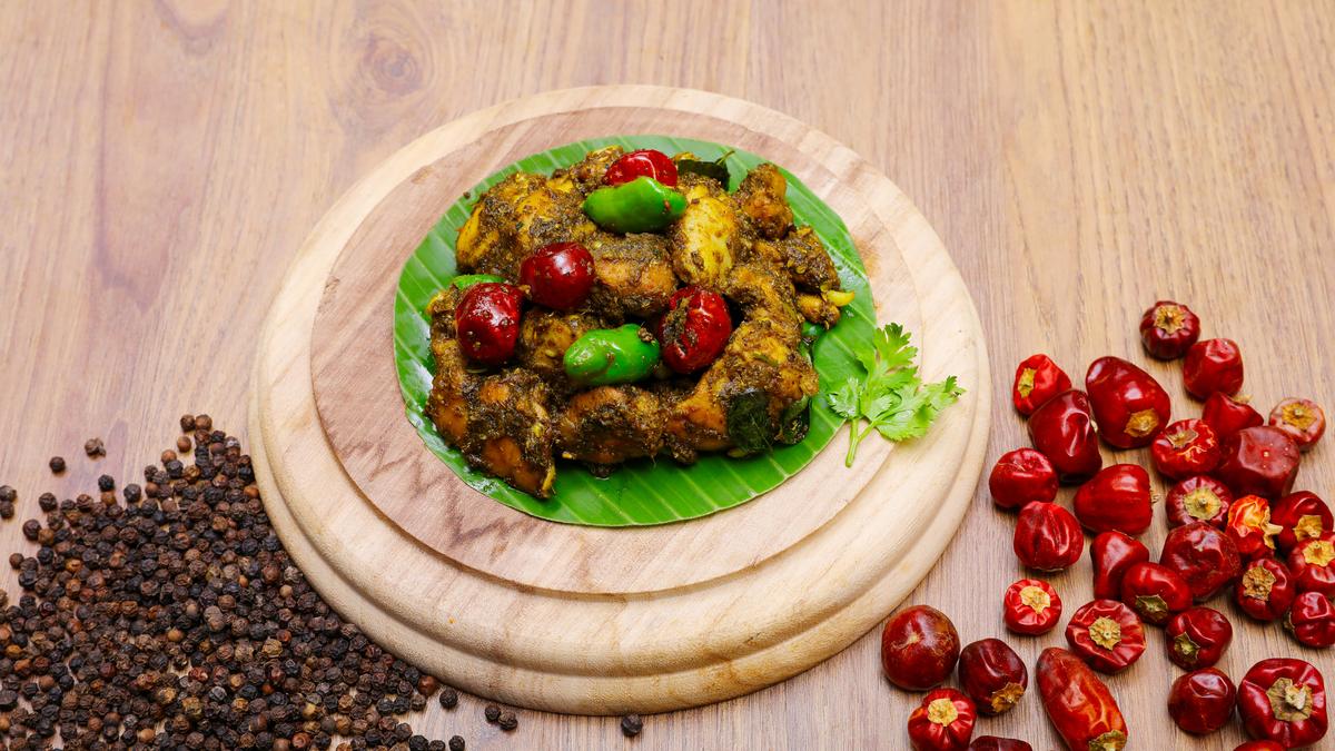 कोयंबटूर में चल रहे फूड फेस्टिवल में राजाभोजनम आंध्र थाली का स्वाद लें