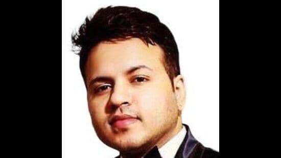 मॉडल टाउन के नमित शर्मा जिनकी कार 5 अप्रैल को सरहिंद नहर में गिर गई। (एचटी फोटो)