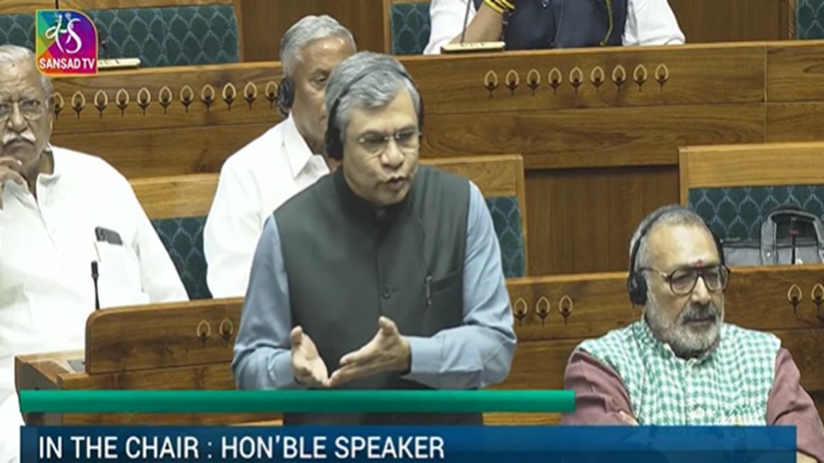 'संसद की स्थायी समिति इस मुद्दे को उठाएगी', अश्लील सामग्री की जांच के लिए कानूनों पर अश्विनी वैष्णव कहते हैं