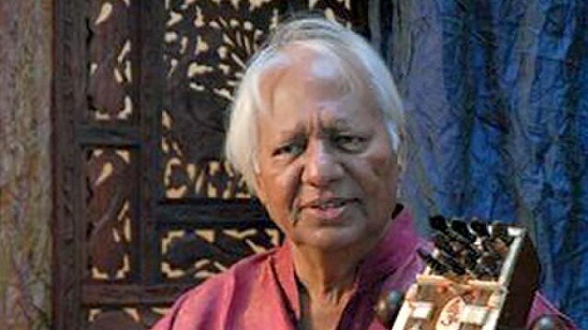सारंगी वाद्ययंत्र को नई ऊंचाइयों पर ले जाने वाले उस्ताद पंडित राम नारायण को श्रद्धांजलि दी गई