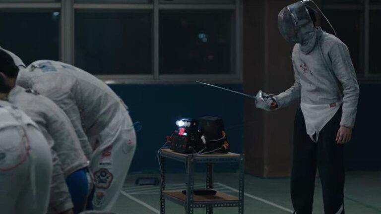 IFFK 2024: नेलिसिया लो की फिल्मों और तलवारबाजी की दुनिया उनकी पहली फिल्म पियर्स में एक साथ आती है