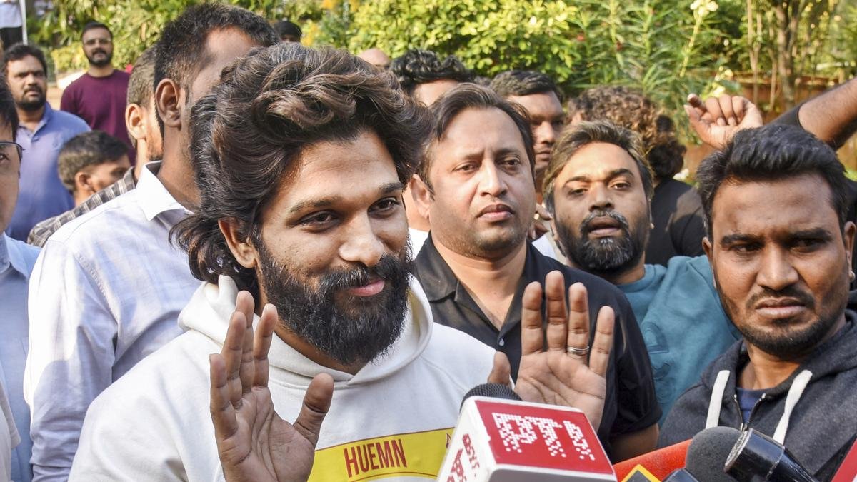 उन सभी को धन्यवाद जिन्होंने मेरा समर्थन किया: 'पुष्पा 2' स्टार अल्लू अर्जुन ने संध्या थिएटर मामले में जमानत के बाद आभार व्यक्त किया