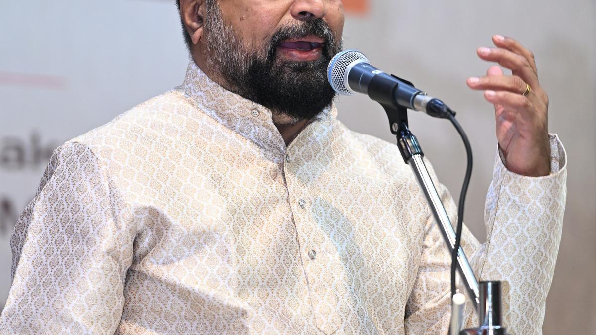 चेरथला रेंगनाथ सरमा और जेए जयंत ने रागों की परतें खोलीं