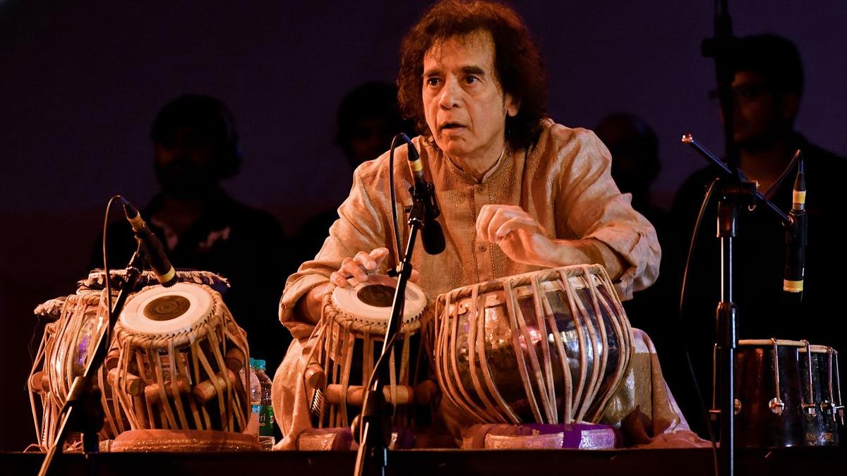 ज़ाकिर हुसैन का तबला बेंगलुरु के भारतीय संगीत अनुभव संग्रहालय में प्रदर्शित है