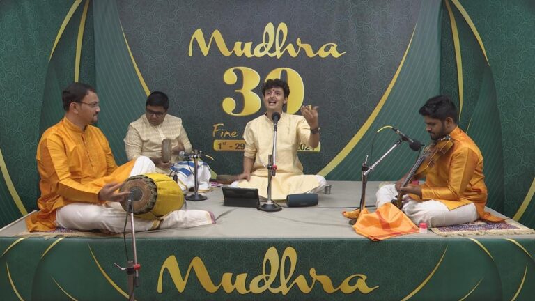 निरंजन डिंडोडी ने रागों की एक समृद्ध कशीदाकारी बुनी