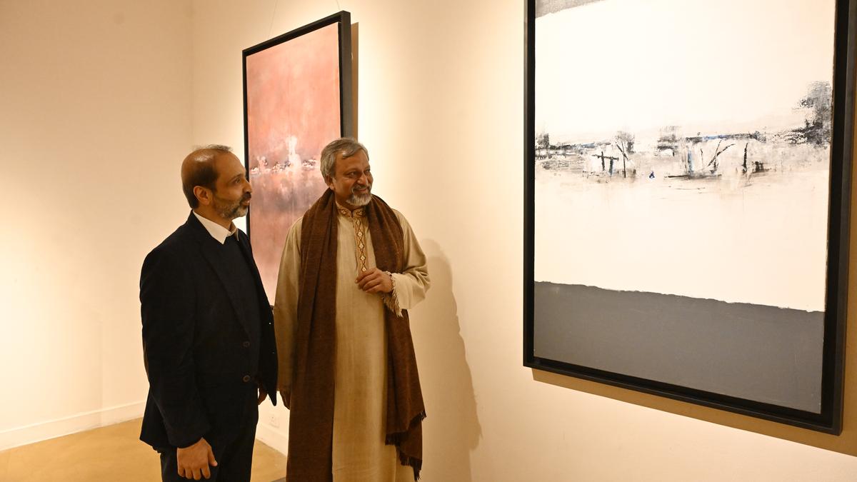 पत्थर और धातुओं में आत्मभाषण