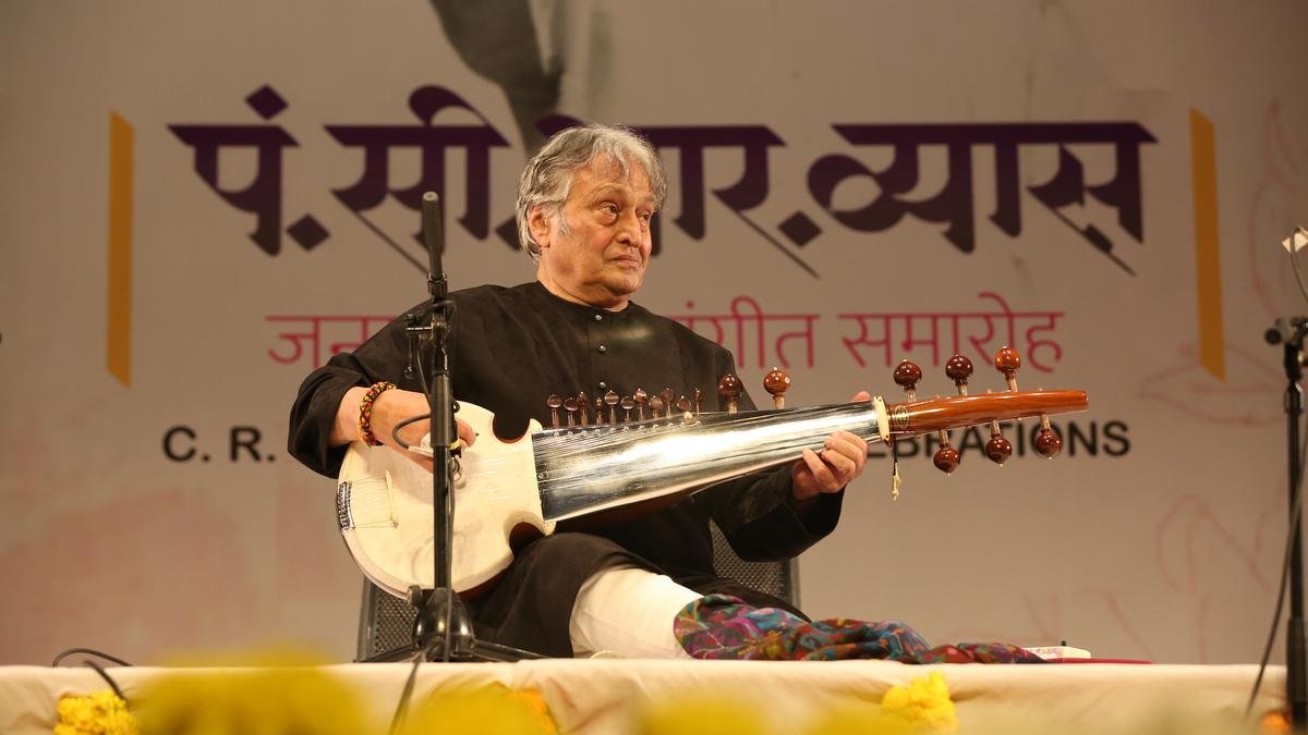 एक ode to cr vyas और उनके द्वारा बनाई गई रचनाओं का खजाना