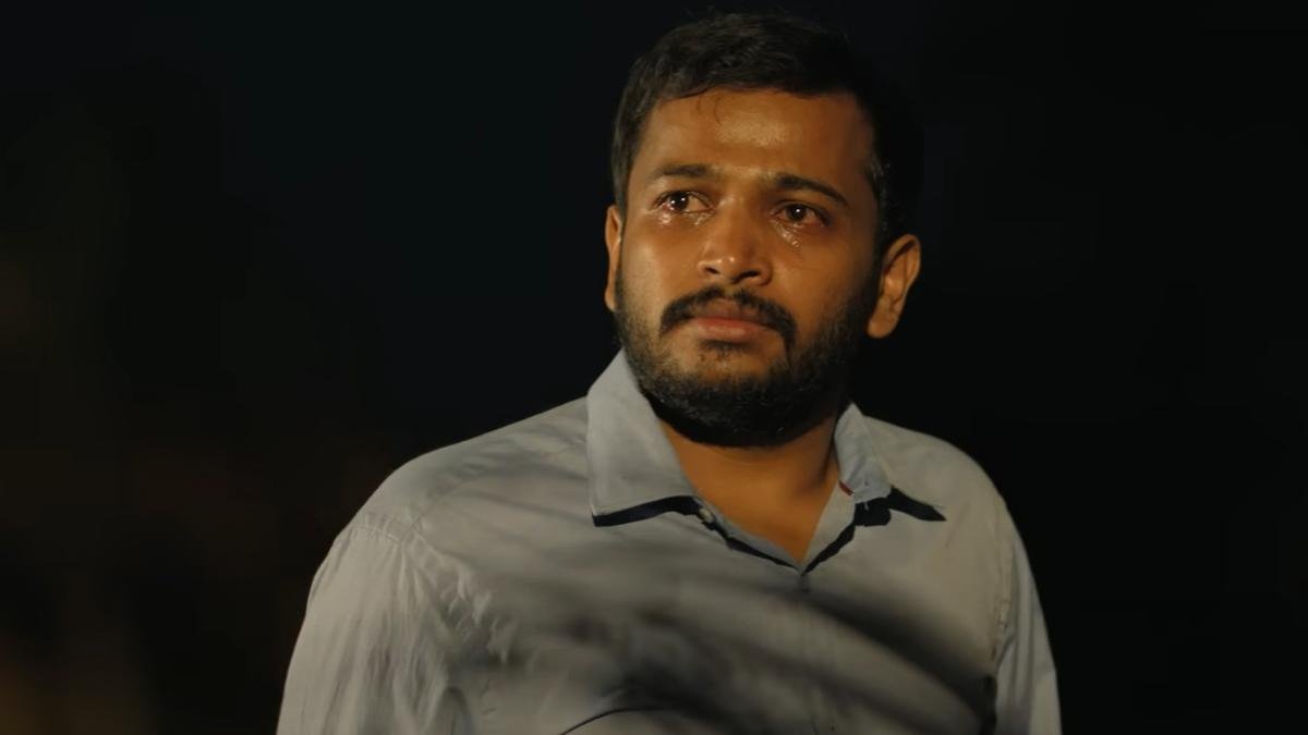'पोनमैन' मूवी रिव्यू: बेसिल जोसेफ ने एक उत्कीर्णन चरित्र अध्ययन को सुर्खियों में रखा है जो सोने में अपने वजन के लायक है