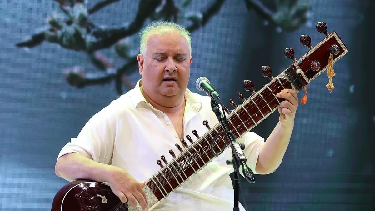 उस्ताद शुजात खान और पीटी। वेंकटेश कुमार बेंगलुरु में किशोर प्रहार में प्रदर्शन करने के लिए