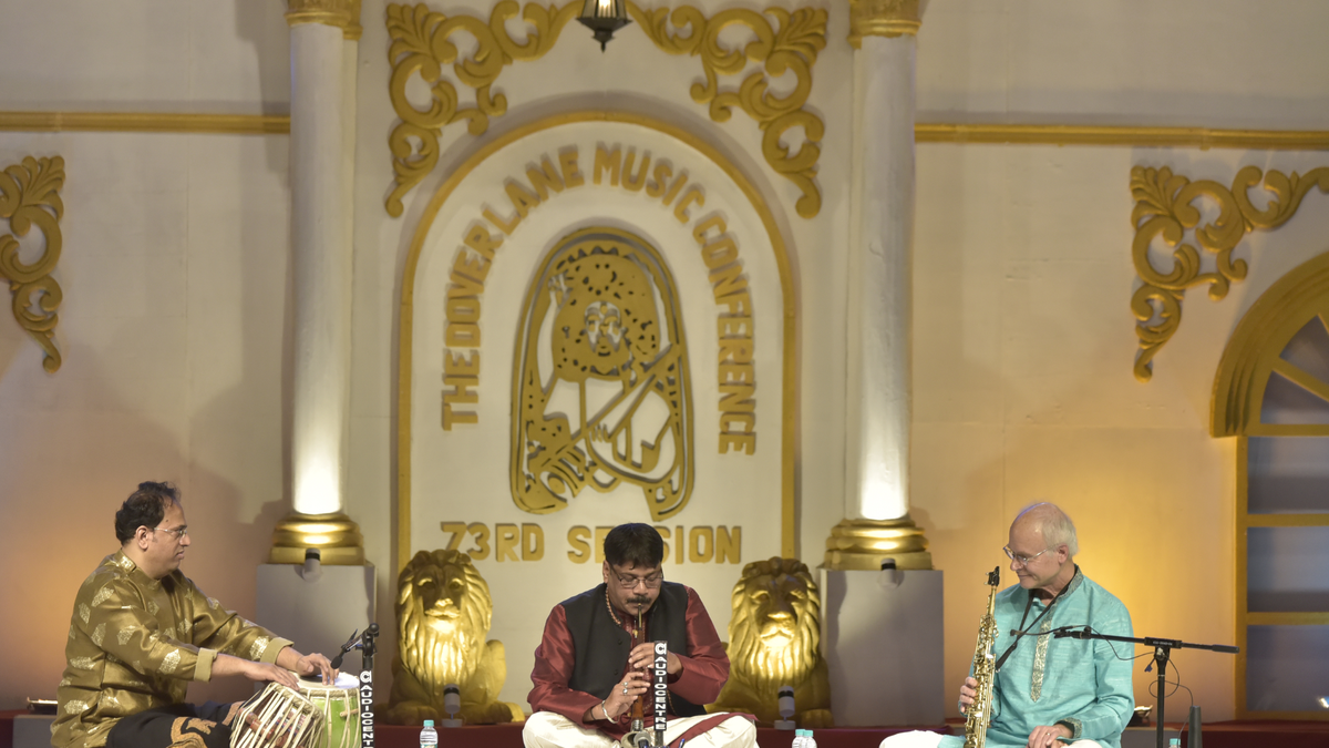 एक अद्वितीय जुगालबंदी ने सात दशक पुराने डोवरलेन संगीत सम्मेलन को चिह्नित किया