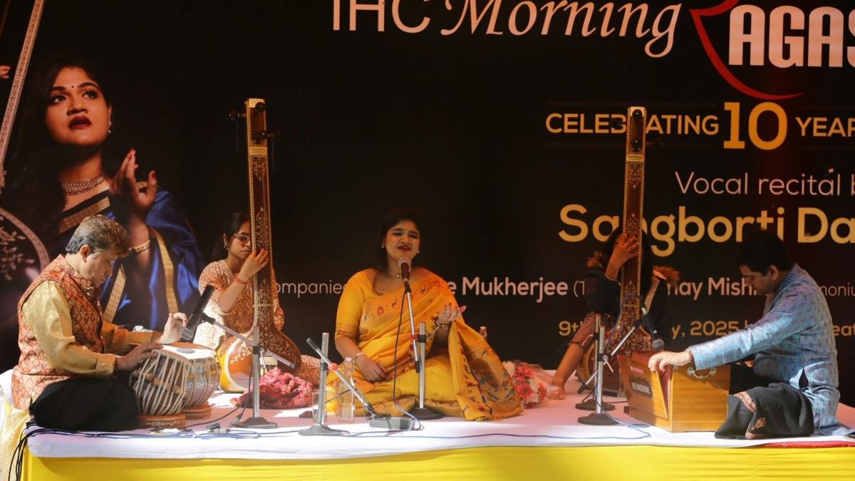गायक सांगबोर्टी दास ने अपने डेब्यू दिल्ली प्रदर्शन में दर्शकों को प्रभावित किया