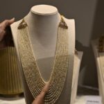 चेन्नई में, हिरलूम बसरा मोती और दुर्लभ पिचवाई कला की दुनिया में कदम