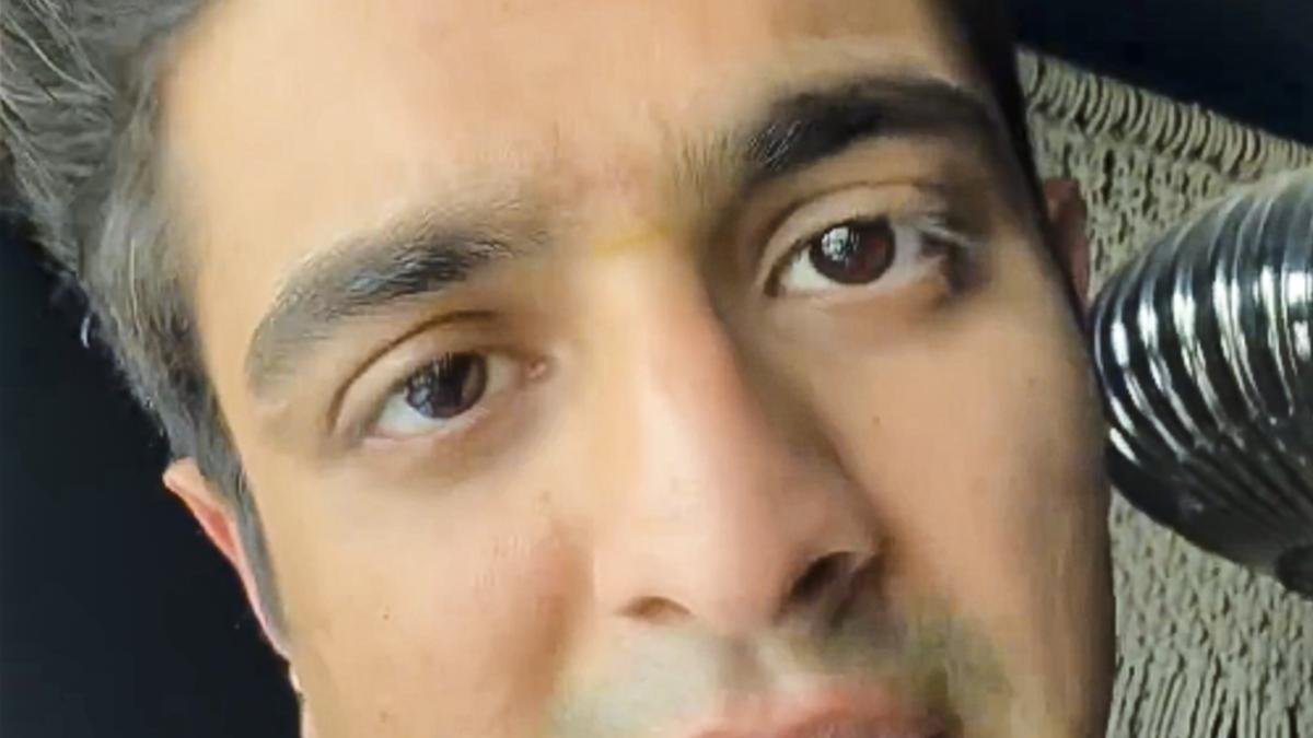 भारत की गॉट लेटेंट रो: सुप्रीम कोर्ट YouTuber रणवीर अल्लाहबादिया को गिरफ्तारी से बचाता है