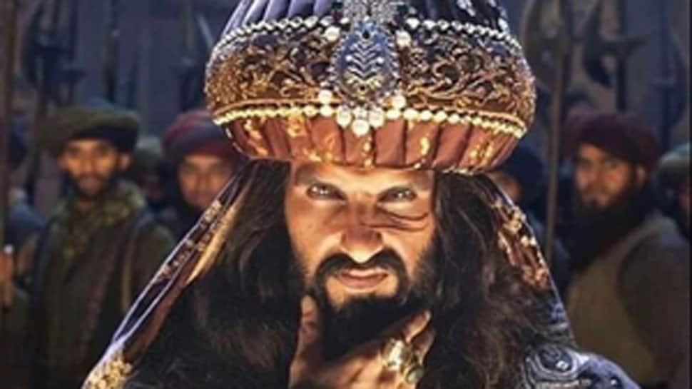 रणवीर सिंह के हेयर आर्टिस्ट ने खुलासा किया कि कैसे उनका क्रूर खिलजी लुक पद्मावत में बनाया गया था