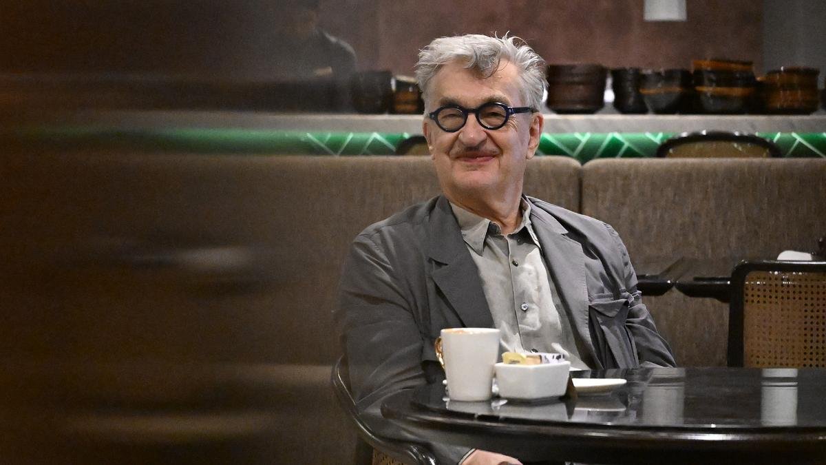 साक्षात्कार | Wim Wenders: कला के एक टुकड़े में दिनचर्या