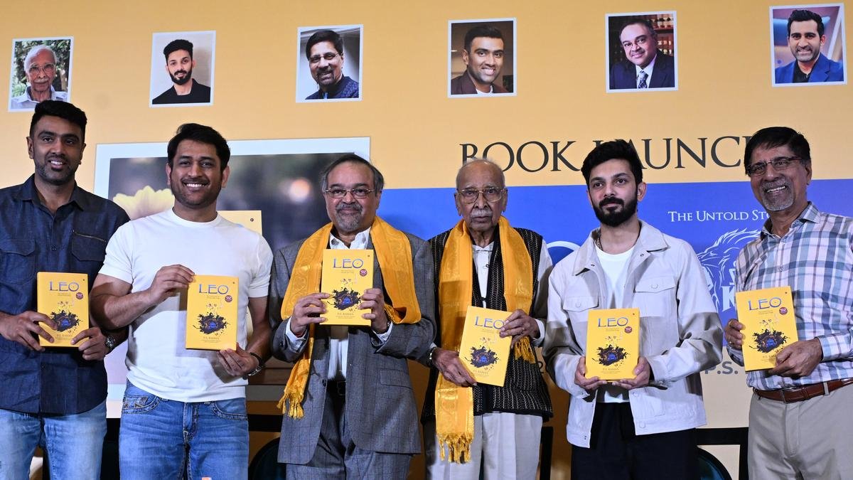 CSK LEO पर बुक - अनटोल्ड स्टोरी आधिकारिक तौर पर लॉन्च की गई