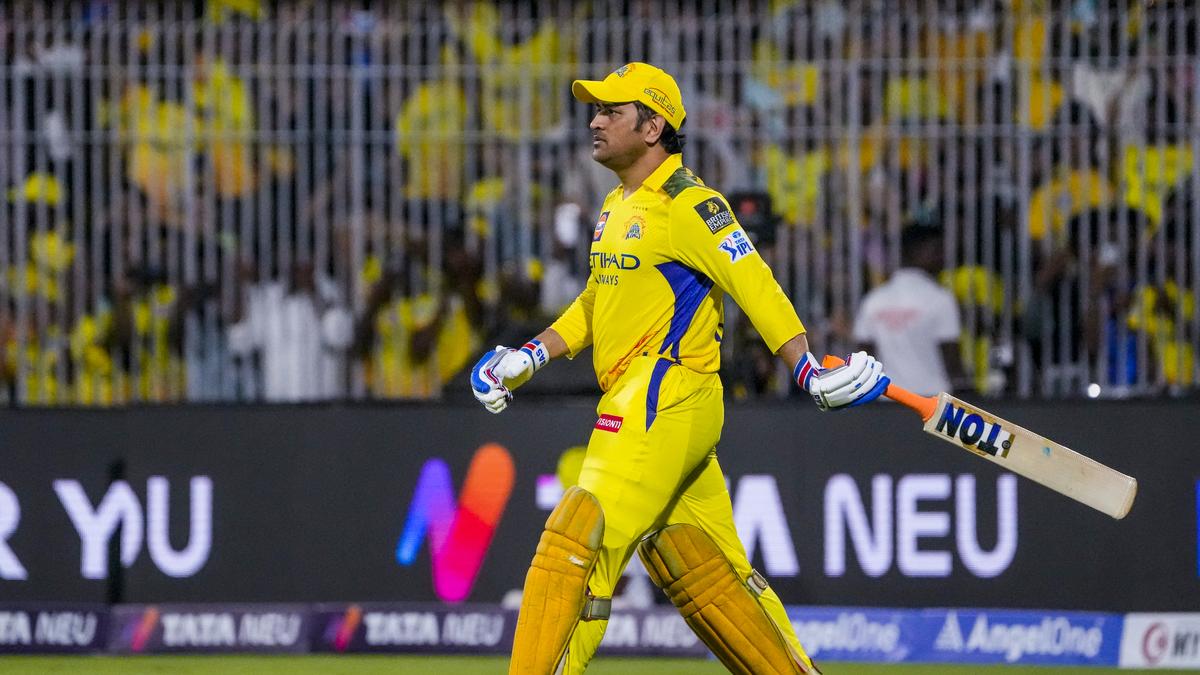 IPL 2025: धोनी के लिए प्रशंसकों का जुनून अजीब है, खेल अच्छी तरह से सेवा नहीं करता है, अंबाती रायडू कहते हैं