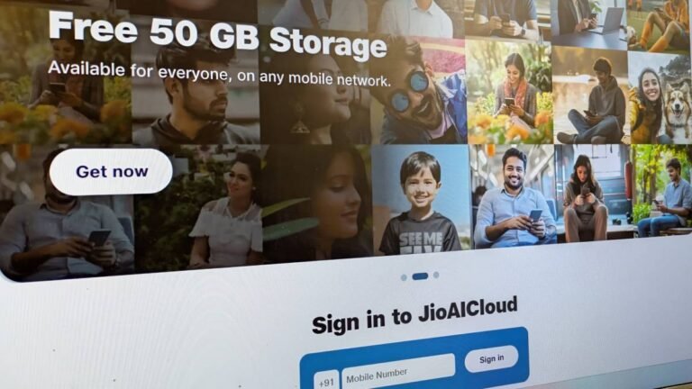 Jio अपने उपयोगकर्ताओं को प्रसन्न करता है, अपनी रिचार्ज योजनाओं के साथ मुफ्त क्लाउड स्टोरेज की पेशकश करना शुरू करता है