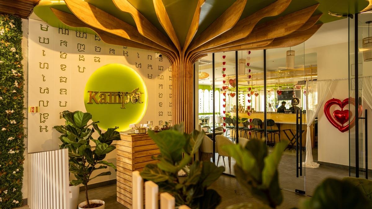 Kampot रेस्तरां की समीक्षा: कुछ हिट, कुछ याद आती है, लेकिन विकल्प aplenty और एक सुखद वाइब