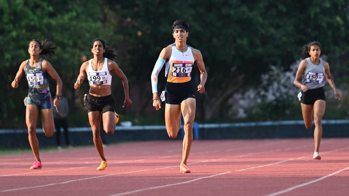 Rupal, Manu hog the limelight