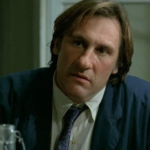 अभिनेता जेरार्ड डेपर्डियू को जेल की सजा और यौन उत्पीड़न में जुर्माना का सामना करना पड़ता है