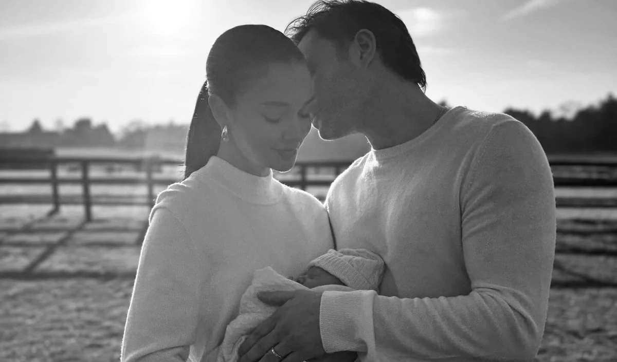 एमी जैक्सन और गॉसिप गर्ल स्टार एड वेस्टविक के बेटे ने जन्म लिया, सितारों को साझा पोस्ट किया, नाम का खुलासा किया