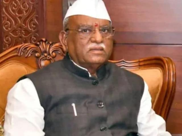 किसने पहला जहाज उड़ा दिया, सही भाइयों? नहीं, राज्यपाल का चौंकाने वाला दावा