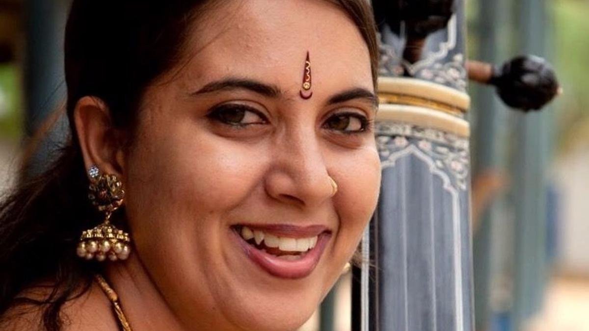 जब रागास एक त्योहार की भावना पैदा करता है