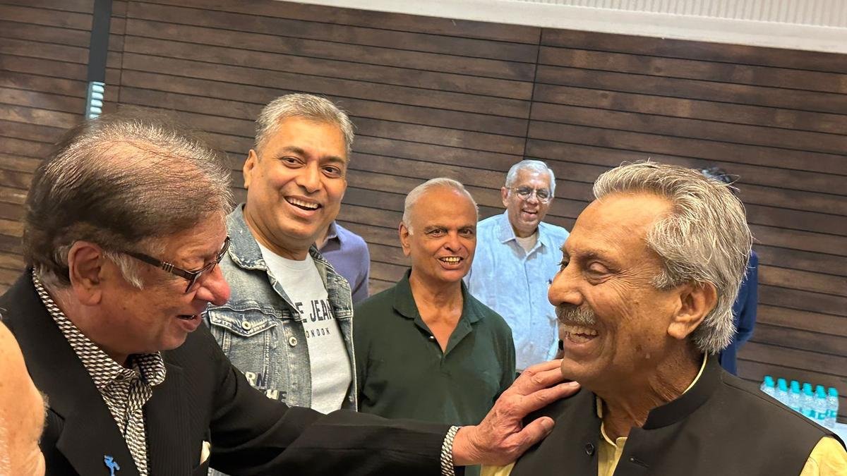 ज़हीर अब्बास कहते हैं कि भारत और पाकिस्तान को द्विपक्षीय क्रिकेट फिर से शुरू करना चाहिए