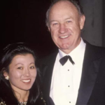 जीन हैकमैन अपनी पत्नी के मृत शरीर के साथ गुजरने से पहले सप्ताह के लिए रहता था, अधिकारियों की रिपोर्ट