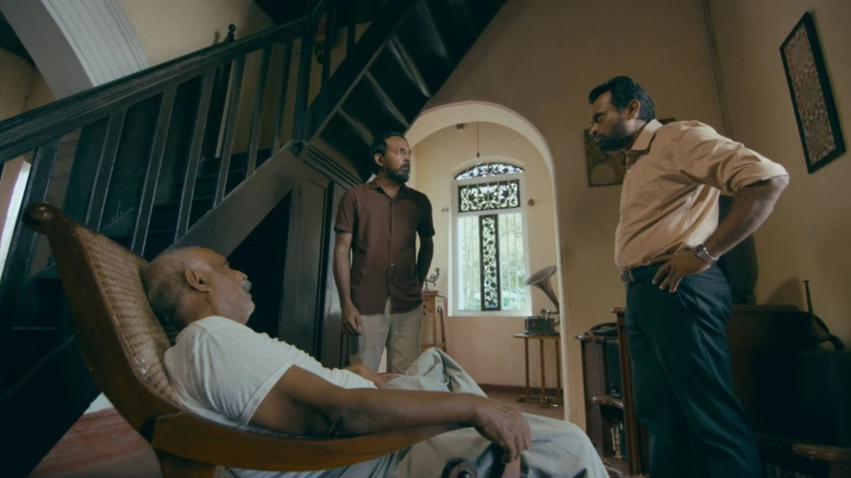 'टेंटिगो', हाल ही में तमिल में 'पेरुसु' के रूप में रीमेक किया गया, जिसे हंसल मेहता और मुकेश छाबड़ा द्वारा हिंदी में अनुकूलित किया जाना चाहिए