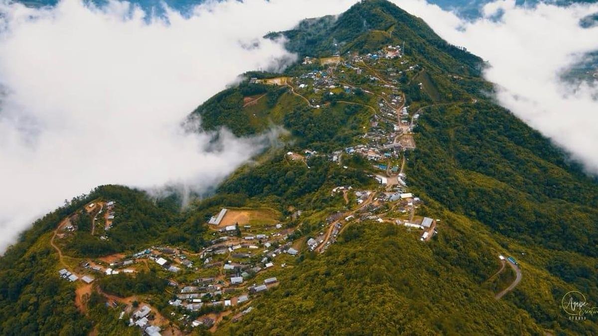 मणिपुर का 'बॉलीवुड' गांव कलाकारों का प्रदर्शन करता है