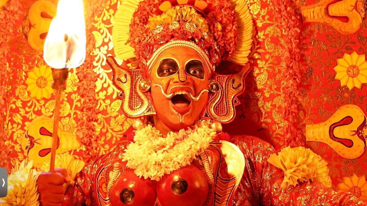 मलयालम फिल्म 'वडक्कान' केरल में निहित पैरानॉर्मल की खोज करती है