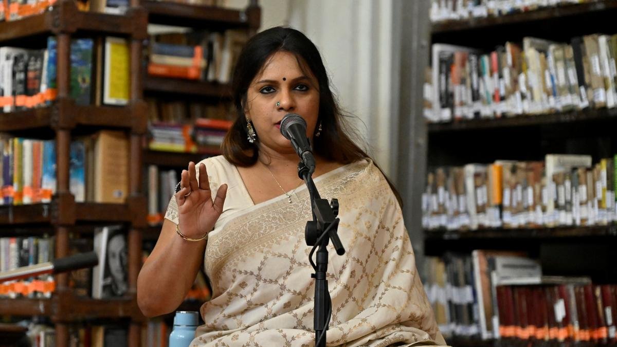 वोकलिस्ट श्रीरांजानी संथानागोपालन के 'मावेरिक्स' ने संगीत और नृत्य के माध्यम से स्त्री शक्ति का जश्न मनाया