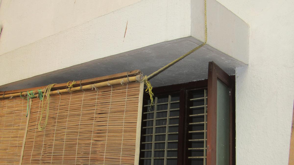 साझा दीवारें, शांत अंदरूनी