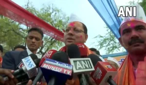 सीएम धामी ने देहरादुन में होली मिलान समारोह में भाग लिया, कहा- हमारा राज्य वह जगह है जहां लोग प्यार से रहते हैं