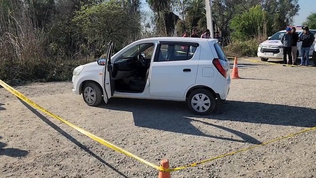 गर्दन बुरी तरह से कट और मुंह पर कई धमाके ... हरियाणा पुलिस जवान के भाई ने हत्या कर दी