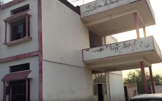 मैं बोर्ड परीक्षा में नहीं रुकता, 9 छात्रों को पकड़ा, 8 पर्यवेक्षकों को हटा दिया गया