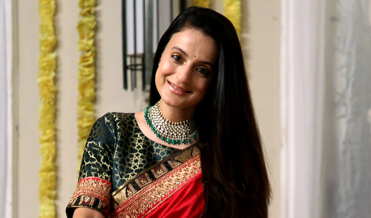 अलेक्जेंडर में अमेशा पटेल सलमान खान और रशमिका जोड़ी का समर्थन करती है, अभिनेत्री ने उम्र के अंतर की बहस को खारिज कर दिया