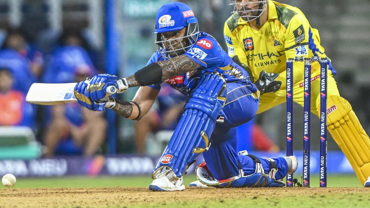 आकाश वानखेड में अपने शो-स्टॉप बेस्ट पर वापस चढ़ता है