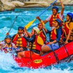 ऋषिकेश में राफ्टिंग करते समय मनुष्य की मृत्यु हो जाती है; इस जल खेल के दौरान पालन करने के लिए सुरक्षा नियमों को जानें