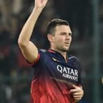 एक विशिष्ट चिन्नास्वामी विकेट नहीं है, और हम सीखने पर भी धीमा हैं: हेज़लवुड